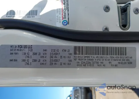 2020 Jeep Compass Trailhawk 4X4 z USA, uszkodzony, nr VIN 3C4NJDDBXLT227709